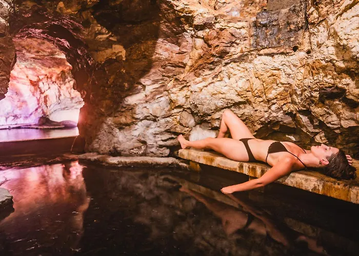 Wiesbaden Hot Springs Hotel & Spa
