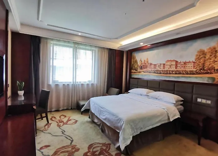 Vienna Hotel Guiyang Yunyan Baoshan North Road Brand
