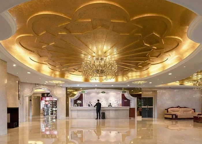 Vienna Hotel Guiyang Yunyan Baoshan North Road Brand