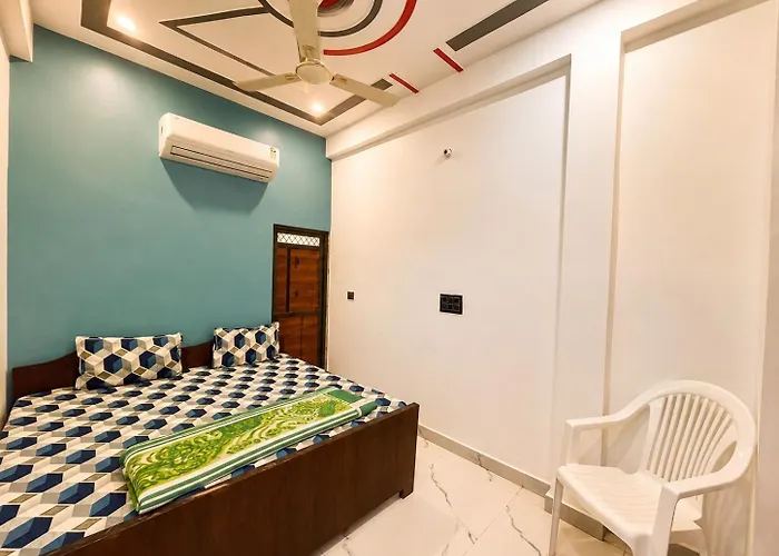 Hotel Ram Janm Bhoomi Ayodhya Urmila Palace Inn