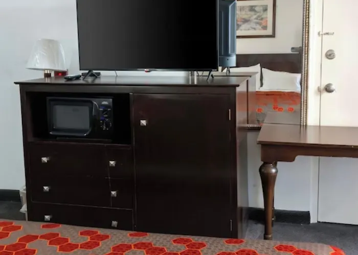 Executive Inn & Suites Highway Us 59