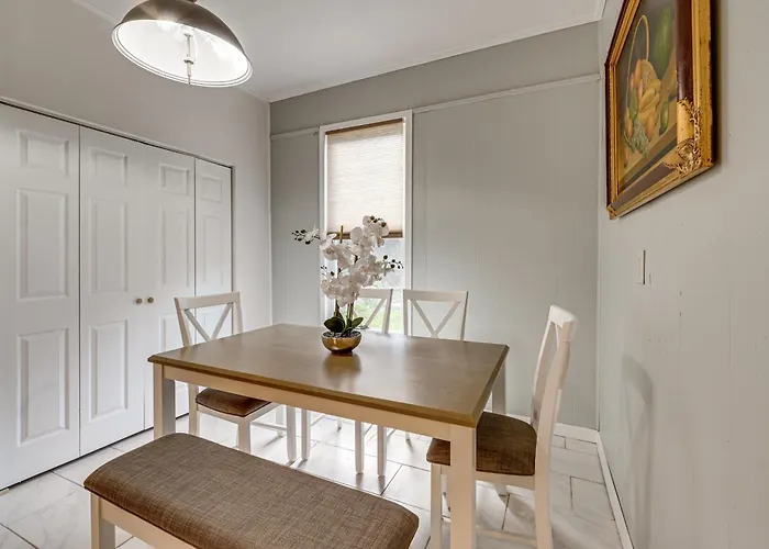 Pets Welcome! Hinton Home W/ Mtn Views