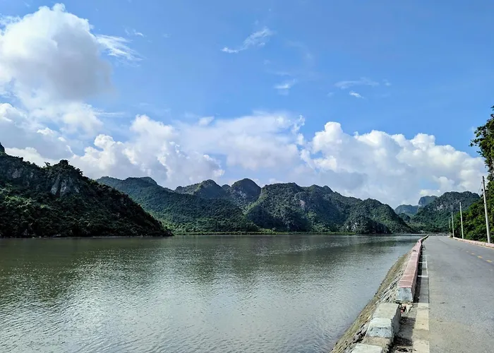 Vu Linh Cat Ba Hotel