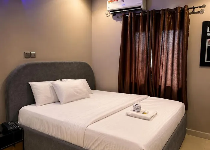 La Topik Hotel & Suites