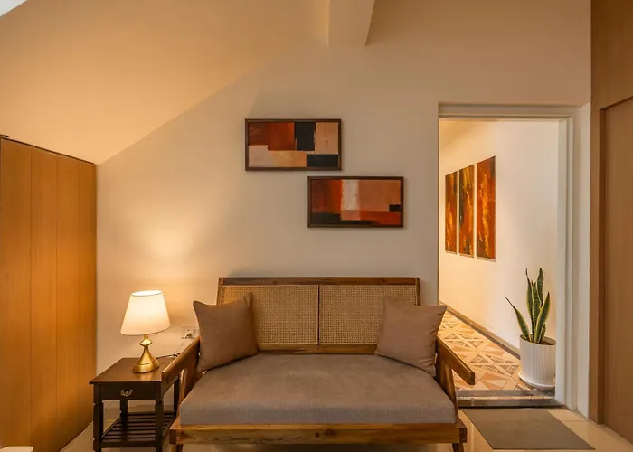 Liveaway Pune, Viman Nagar By Pack
