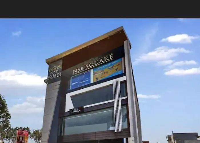 Hotel Nsb Square