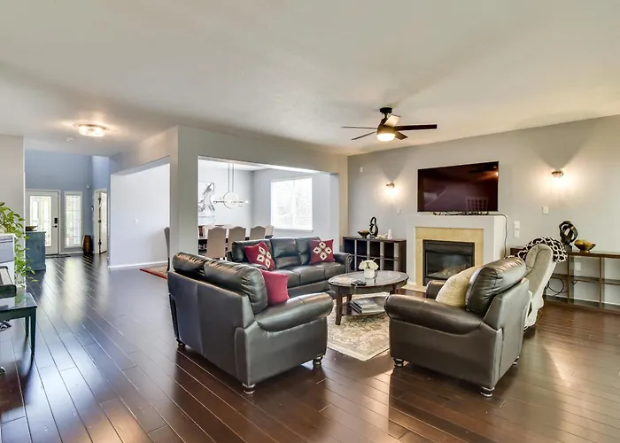 Spacious Tigard Home Near Downtown Portland