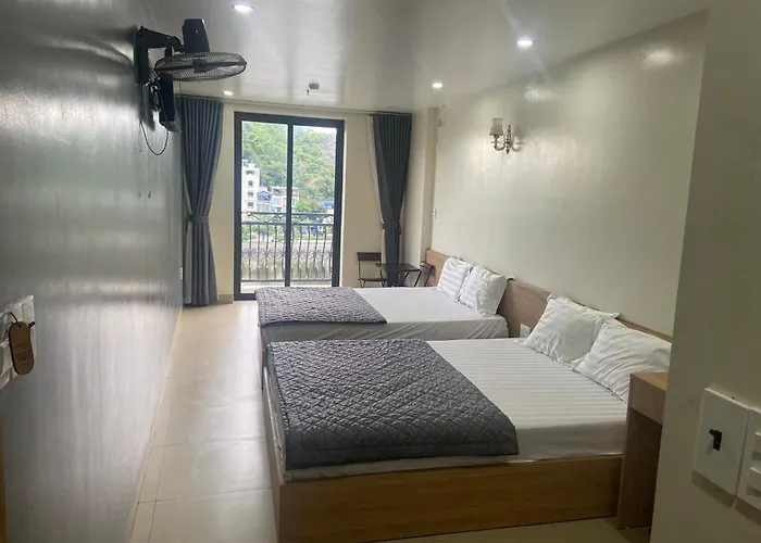 Anh Nhu Hostel & Restaurant Cat Ba