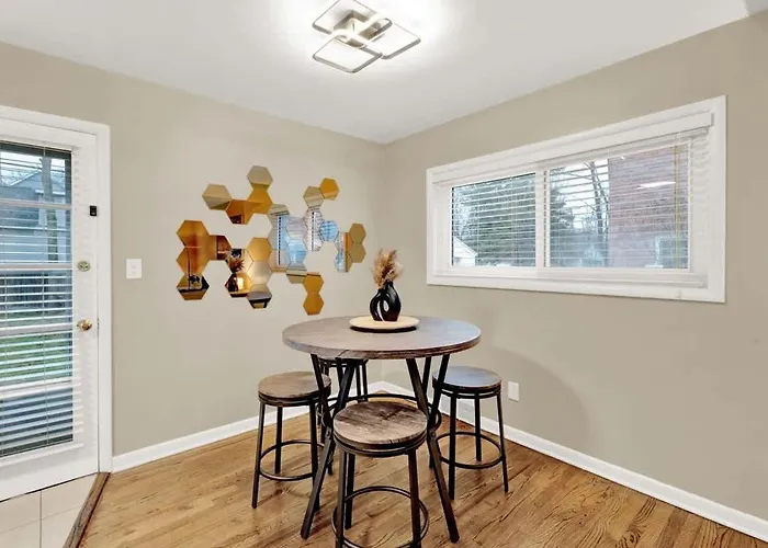 Lux 2Br-Downtown Birmingham