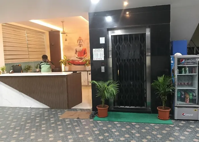 Hotel Madhavi Elite