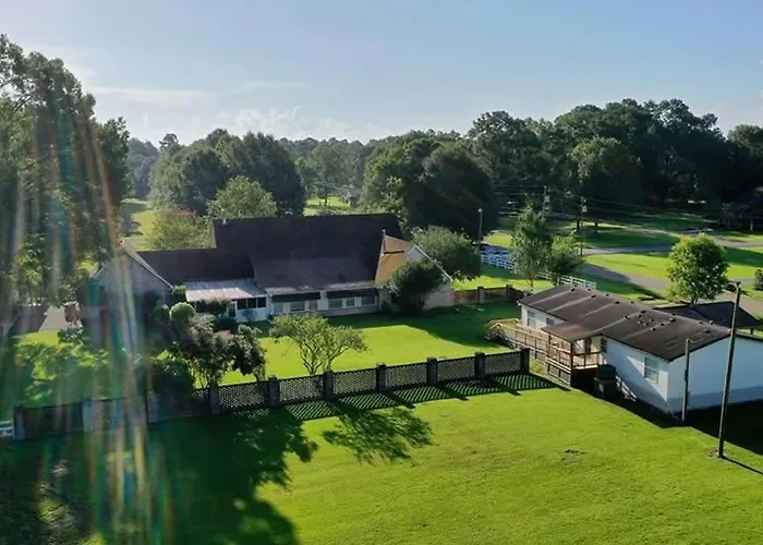 Layd Retreat House