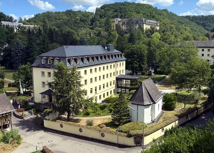 Marienau Tagungs- Und Gaestehaus, Spiritueller Flair Am Wallfahrtsort Schoenstatt