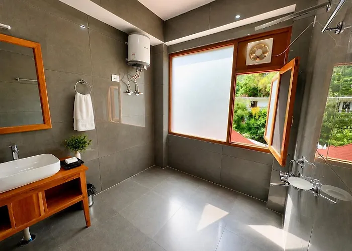 The Mountain Raga , Riverside Villa