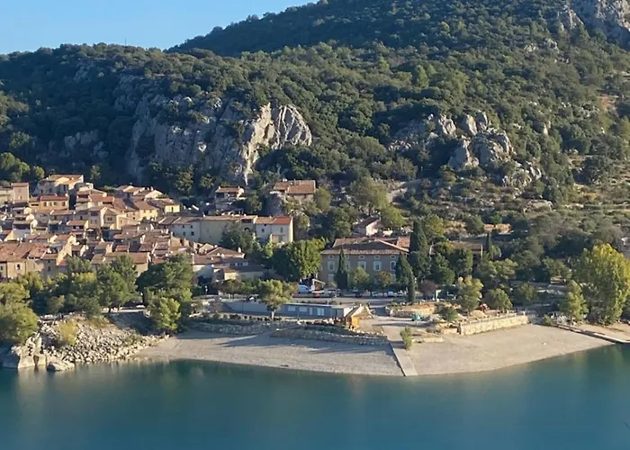 Le Château de Bauduen