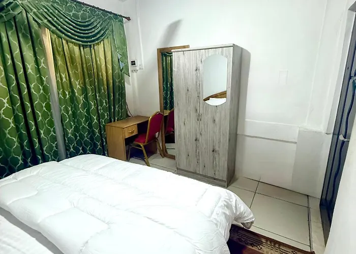 O Ansah Plaza Lodge