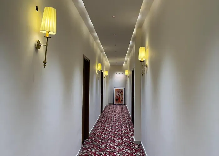 Ambrosia Hotel And Restaurant