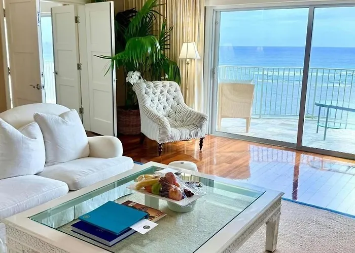 Waikiki House