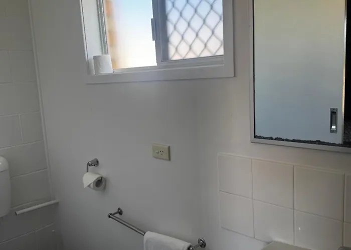 Yuleba Hotel Motel