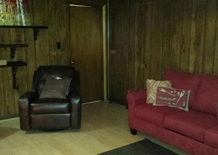 Rustic Family Cabin In Monroe County Near Little Rock, Arkansas