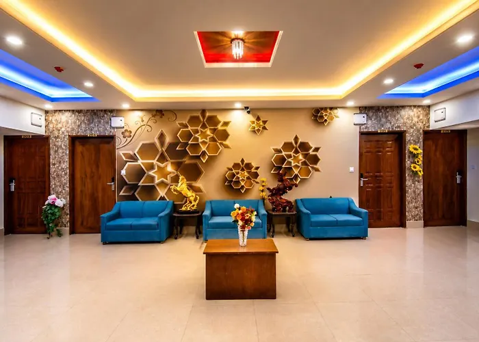 Hotel City Queen International