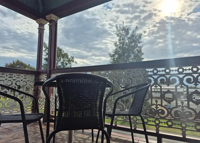 National Hotel Warwick