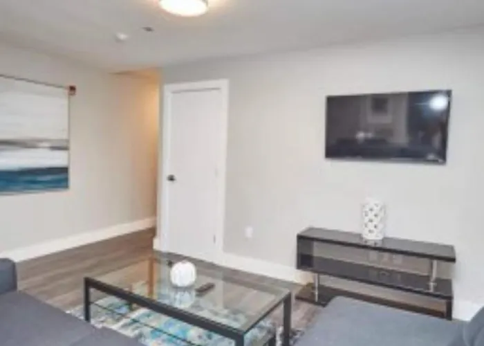 Clifton Hill Suite 2202