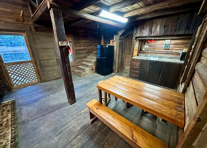 1880 Lake House Log Cabin Game Room - Boat - Ac