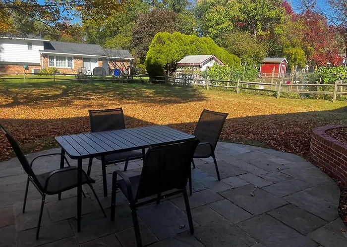 Spacious 4Br Rockville Yard, Bbq, Free Parking