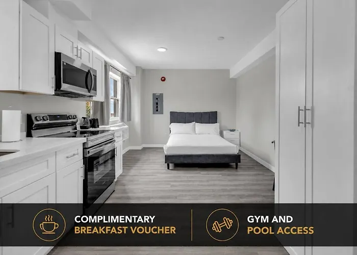 The Crown Suite
