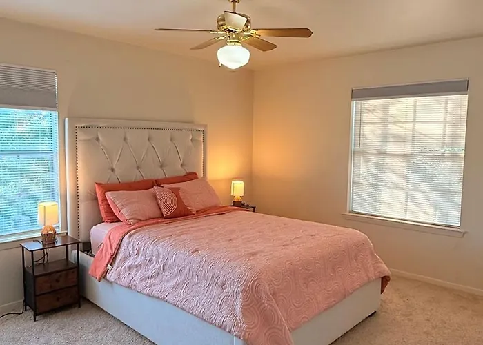 Georgetown Serenity 2 Bedroom Apartment