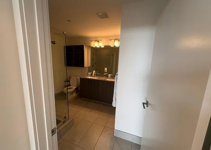 Coastal One Bedroom Retreat Near Hermosa Beach