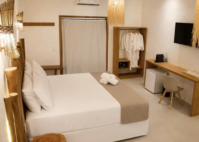 Oasis Atins Boutique Hotel