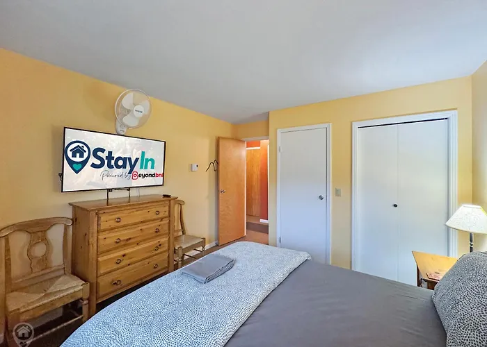 Timberline Lodge Pet-Friendly By Stayin