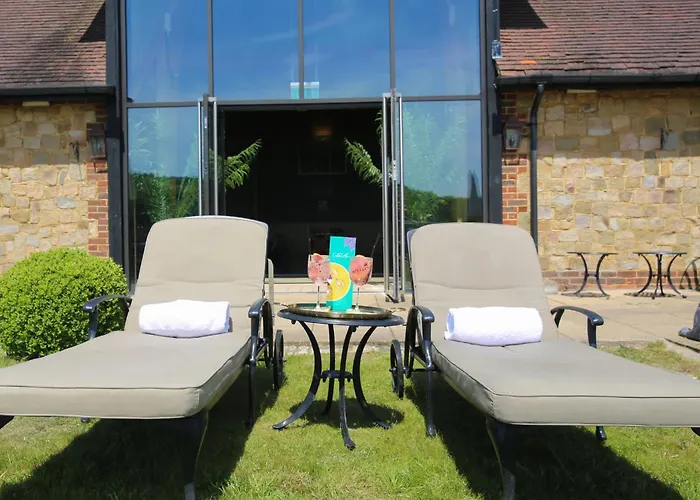 Voco Lythe Hill Hotel & Spa By Ihg