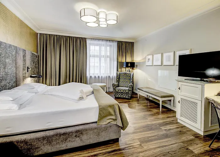 Hotel Goldener Adler, BW Signature Collection