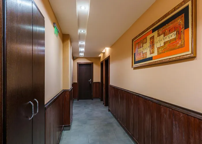 Hotel Ego - Parking Available - Top Central Location