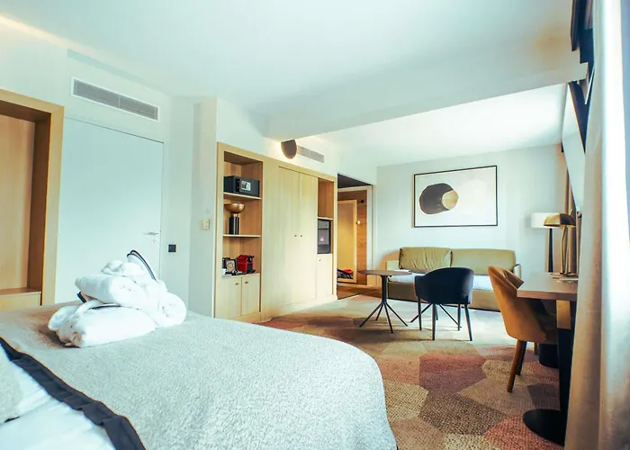 Mercure Carcassonne La Cité
