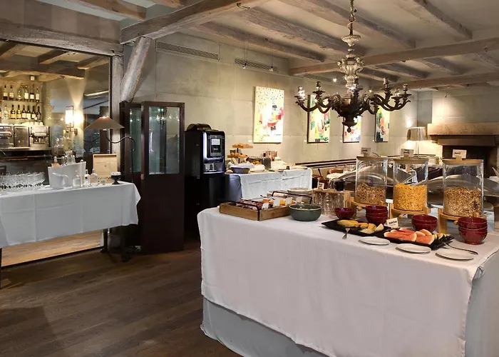 Cazaudehore Hotel Restaurant Gastronomique Terrasse Et Jardins