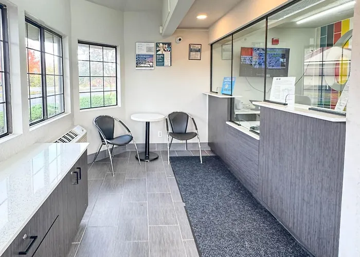Motel 6-Enfield, Ct - Hartford