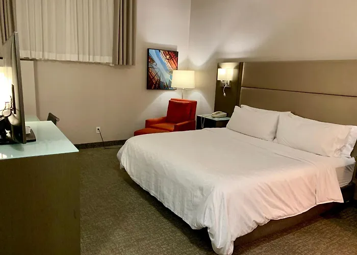 Holiday Inn Express Vancouver-Metrotown