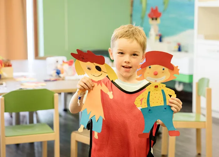 Familien Wellness Hotel Seeklause GmbH&CoKG mit großem Abenteuerspielplatz Piraten-Insel-Usedom Kinder immer All-Inklusive&Getränke ganztags inklusive
