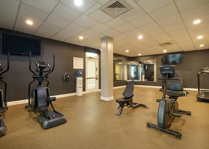 Cottonwood Airport & Expo Hotel Louisville