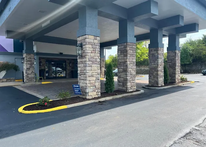 Spark By Hilton Brentwood Nashville I 65S