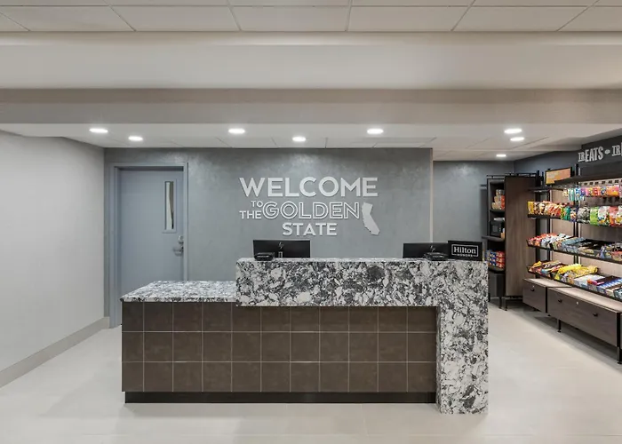 Hampton Inn & Suites Oakland Airport-Alameda