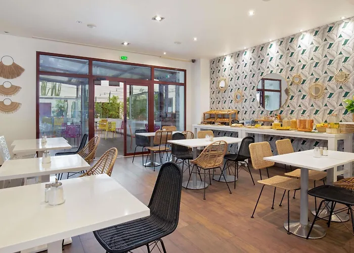 Novotel Suites Perpignan Centre - Grandes Suites & Confort Centre-Ville