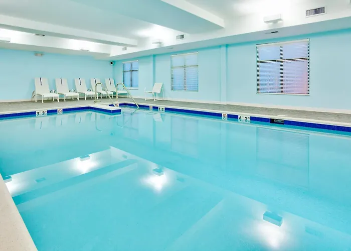 Holiday Inn Express Hotel & Suites Lebanon By Ihg
