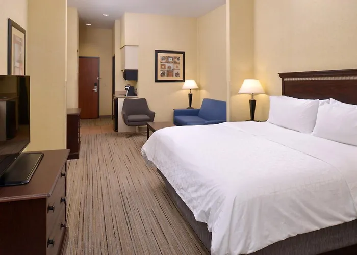 Holiday Inn Express & Suites Nampa - Idaho Center By Ihg