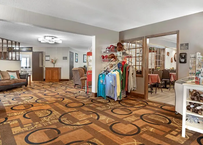 Quality Inn Saint Ignace I-75