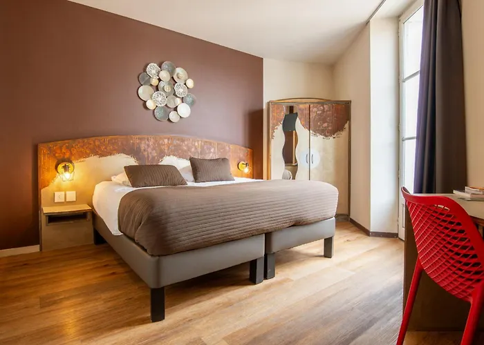 Logis Hotel De France Restaurant Le Lucullus