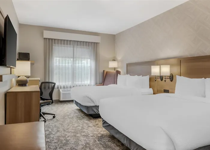Best Western Plus Bridgewater Hotel & Convention Centre
